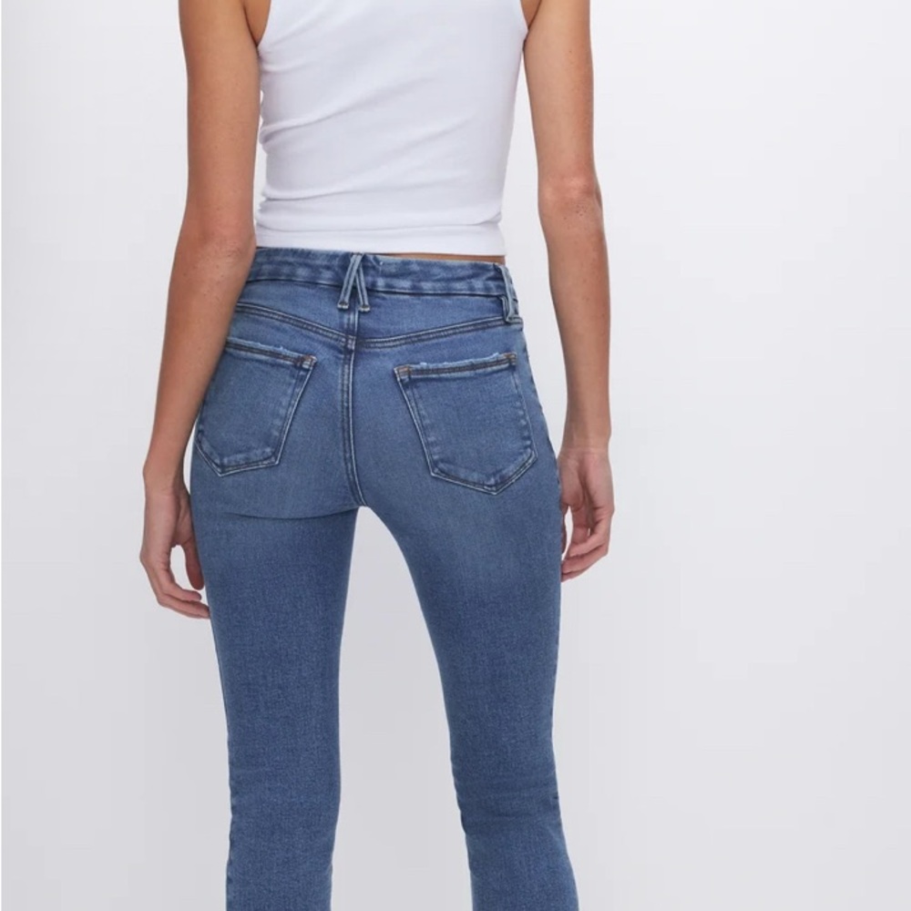 Good American Blue Straight Leg Jeans - Picture 2 of 6
